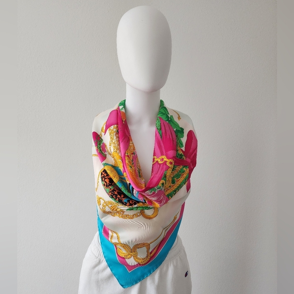 Auth Celine Floral Silk Scarf X-Large ๐ฏ - Picture 10 of 10